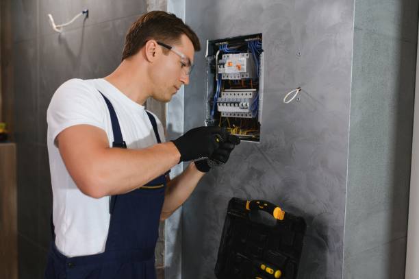 Best Affordable Emergency Electrician  in Etowah, TN